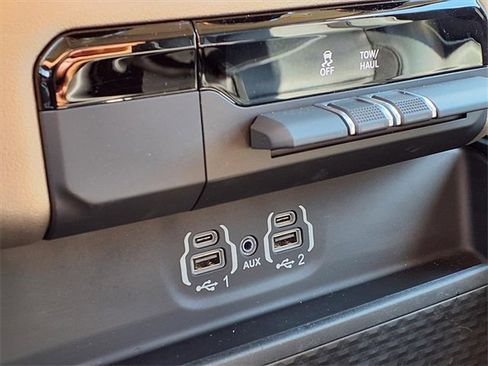 Used 2022 RAM 1500 Laramie image 8