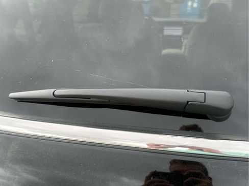 New 2025 Jeep Grand Cherokee L Limited w/ Luxury Tech Group II image 23