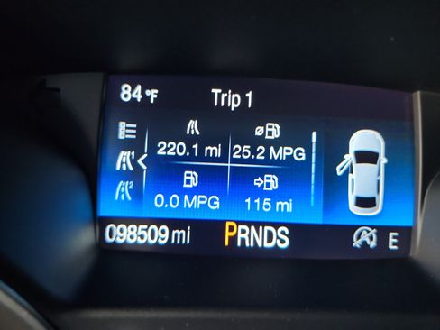 Used 2017 Ford Escape Titanium FWD image 11