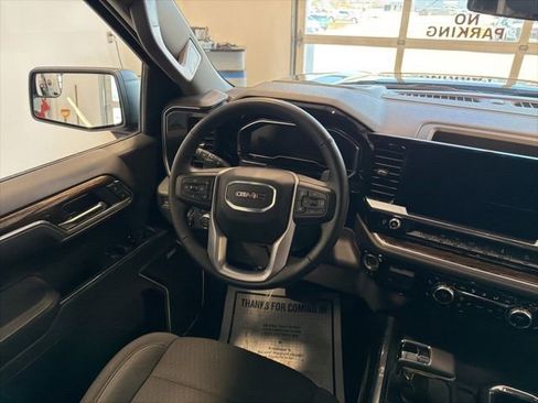 Used 2025 GMC Sierra 1500 Elevation w/ Preferred Package AWD/4WD image 26