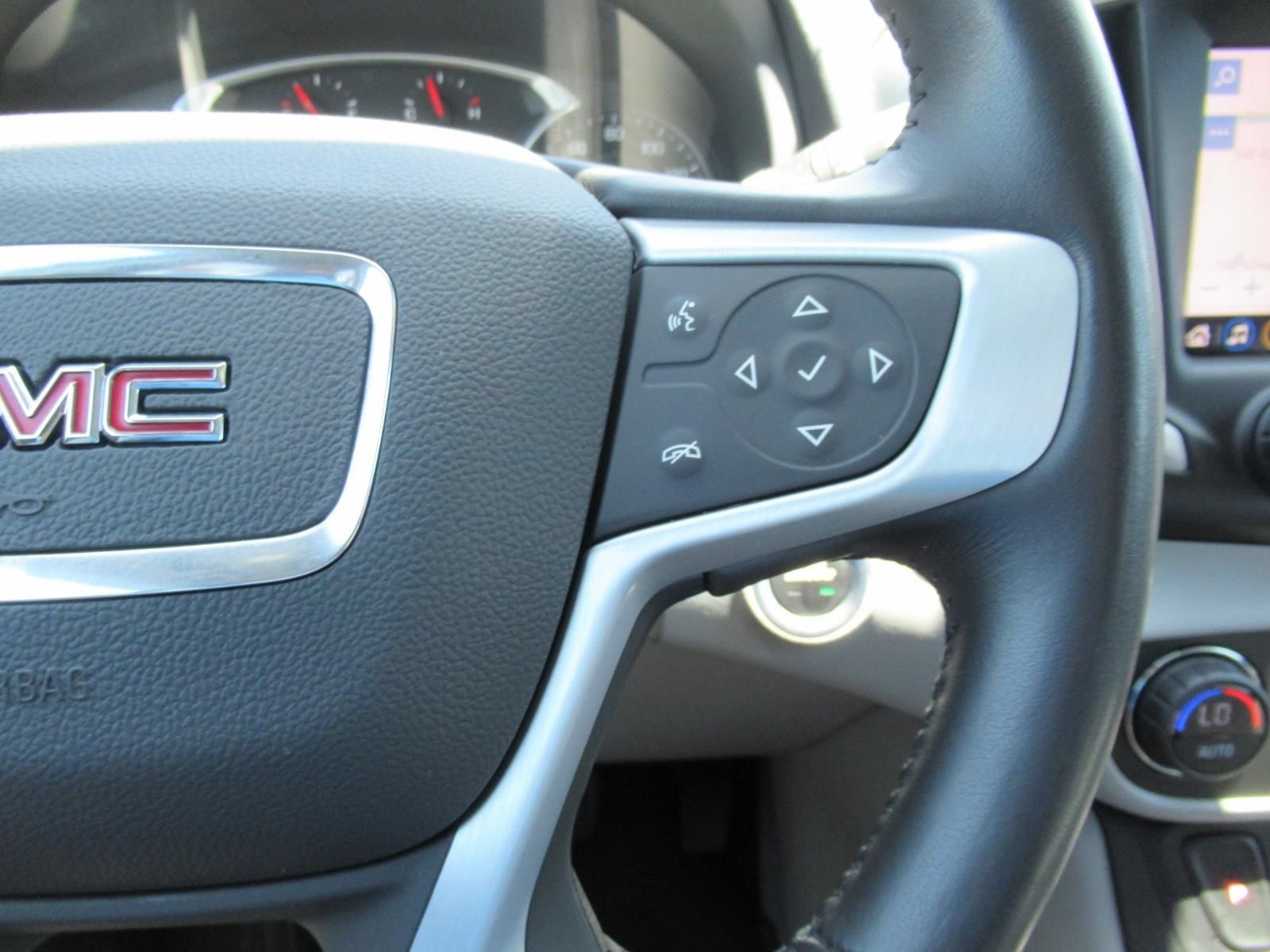 Used 2021 GMC Terrain SLT w/ Infotainment Package II FWD image 24