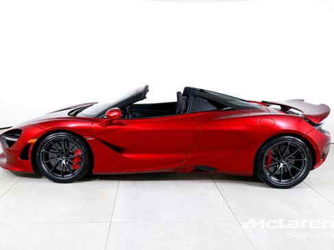 New 2026 McLaren 750S image 7