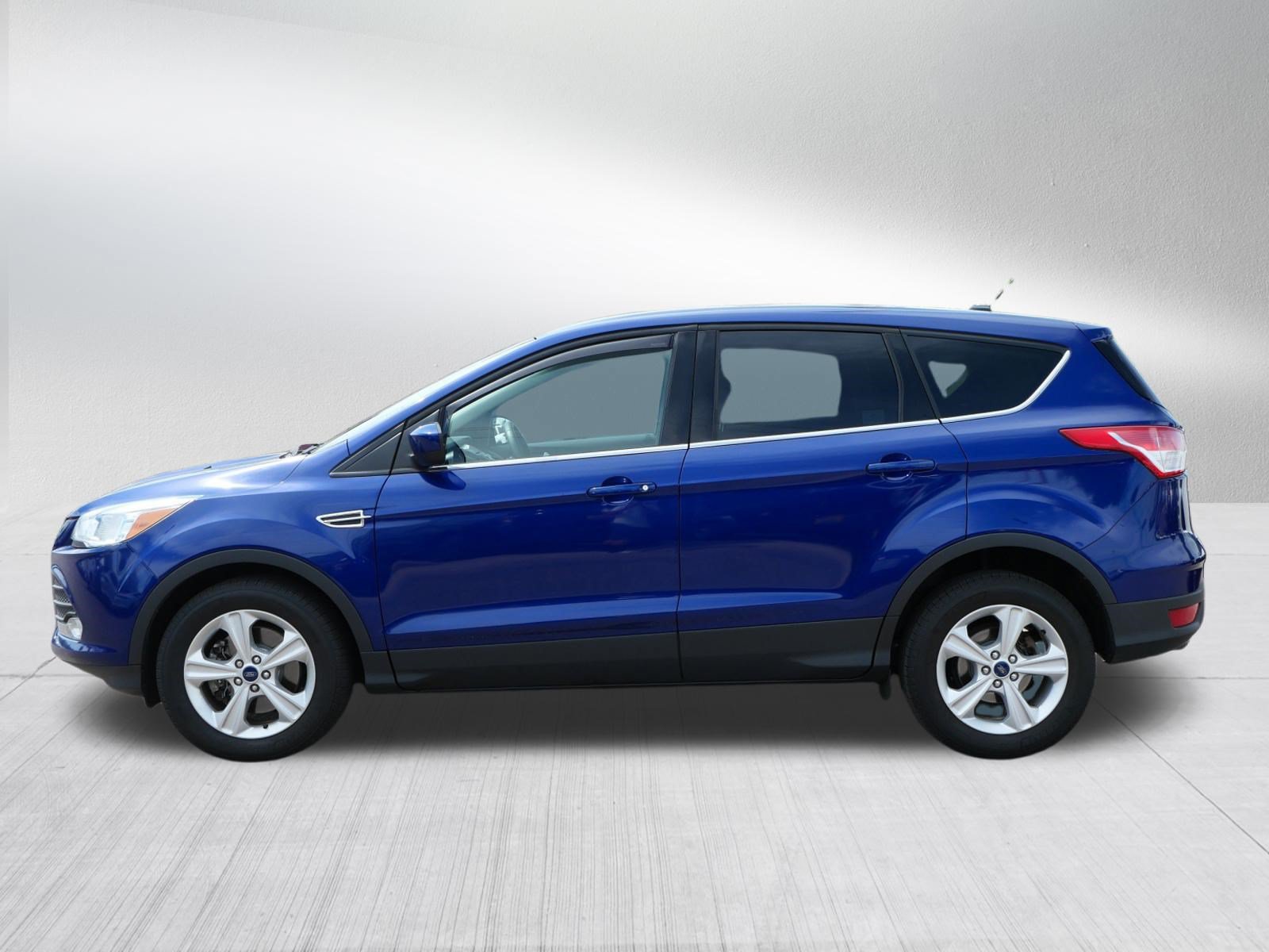 Used 2015 Ford Escape SE FWD image 4