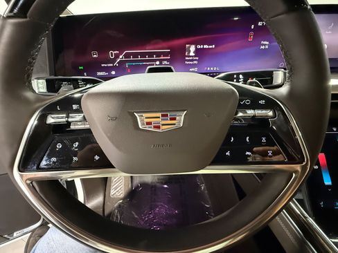 Used 2025 Cadillac Escalade Premium Luxury w/ Touring Package AWD/4WD image 27