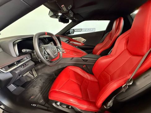 Used 2023 Chevrolet Corvette Stingray Preferred Conv w/ Z51 Performance Package RWD image 14
