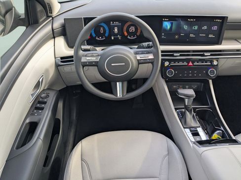 New 2026 Hyundai Tucson SEL image 14