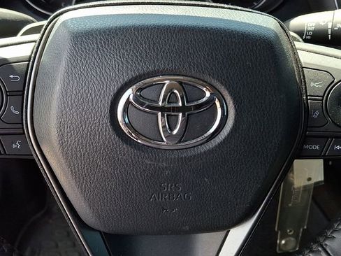 Used 2022 Toyota Camry SE image 20