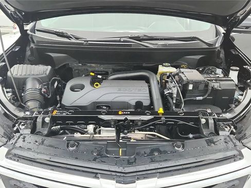 Used 2024 Chevrolet Equinox LT FWD image 43