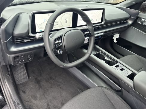 New 2025 Hyundai Ioniq 6 SE image 2