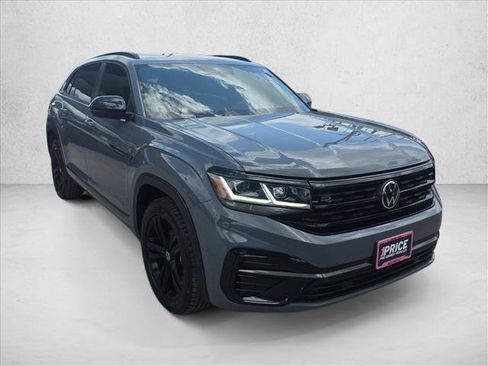 Used 2023 Volkswagen Atlas Cross Sport SEL R-Line AWD/4WD image 7