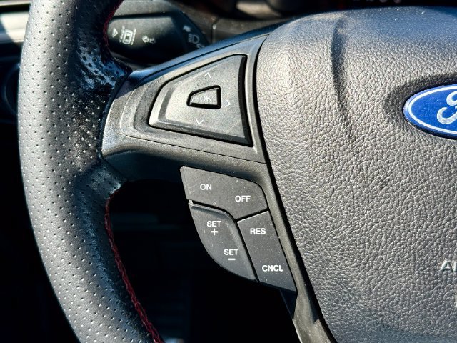 Used 2022 Ford Edge ST-Line AWD/4WD image 17