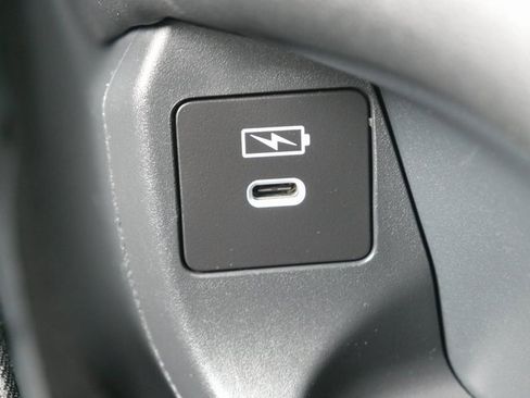 Used 2025 Honda HR-V LX image 22