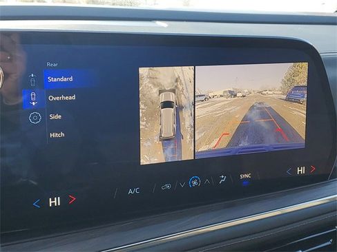 Used 2025 Chevrolet Tahoe LS image 27