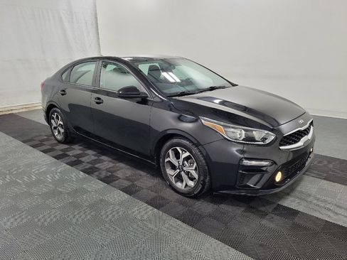 Used 2021 Kia Forte LXS FWD image 11