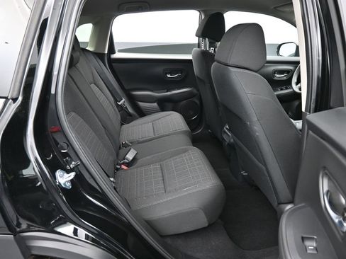 Certified 2026 Honda HR-V LX image 37