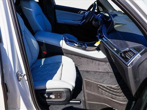 New 2026 BMW X5 M60i w/ Executive Package image 26