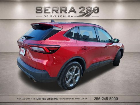 Used 2025 Ford Escape ST-Line w/ Cold Weather Package FWD image 5