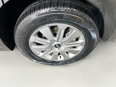 Used 2024 Hyundai Palisade SEL image 11