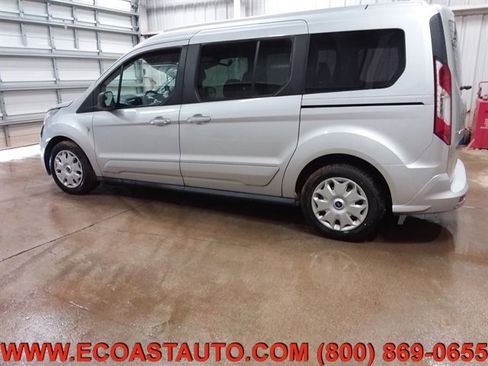 Used 2018 Ford Transit Connect XLT image 5