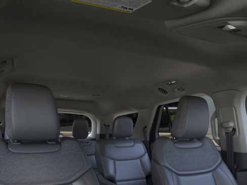 New 2026 Ford Explorer Active w/ Active Comfort Package image 22