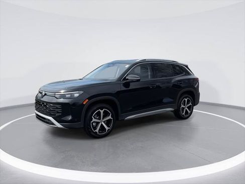 New 2026 Volkswagen Tiguan SE AWD/4WD image 4