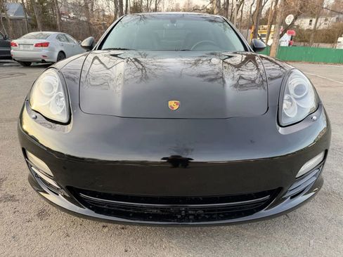 Used 2011 Porsche Panamera image 2