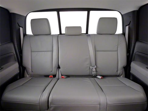 Used 2010 Toyota Tundra 4x4 Double Cab image 15