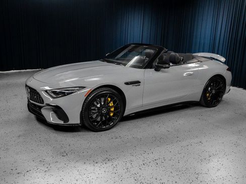 Used 2022 Mercedes-Benz SL 63 AMG 4MATIC image 1