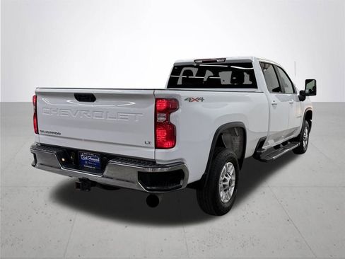 Used 2024 Chevrolet Silverado 2500 LT image 10