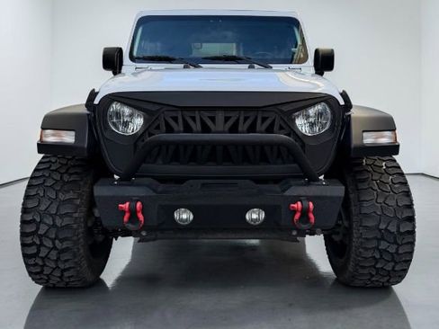 Used 2019 Jeep Wrangler Sport image 9