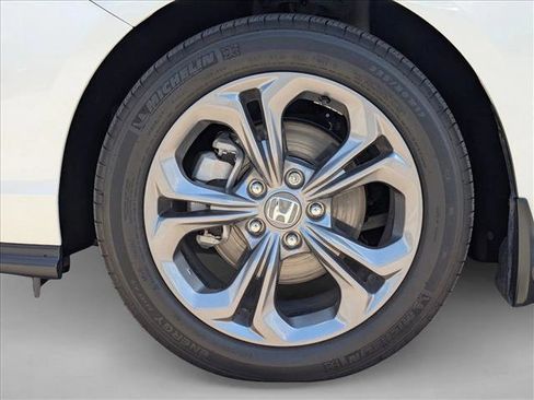 Used 2024 Honda Accord EX image 21