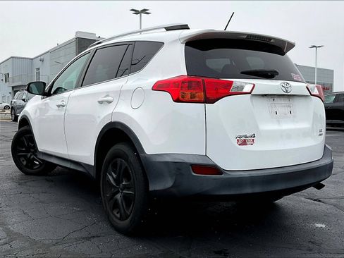 Used 2014 Toyota RAV4 LE AWD/4WD image 3