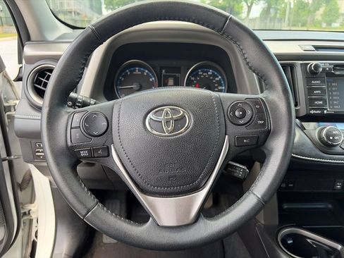Used 2017 Toyota RAV4 XLE w/ Plus Extra Value Package AWD/4WD image 18