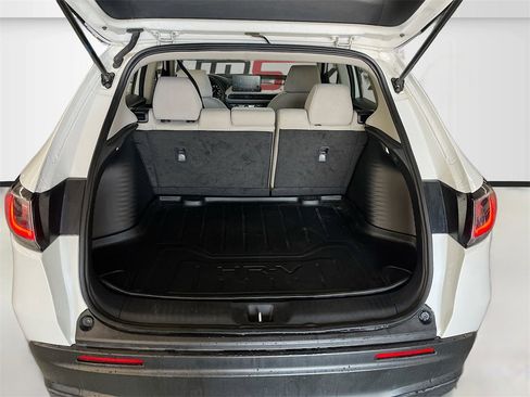 Used 2024 Honda HR-V LX image 23