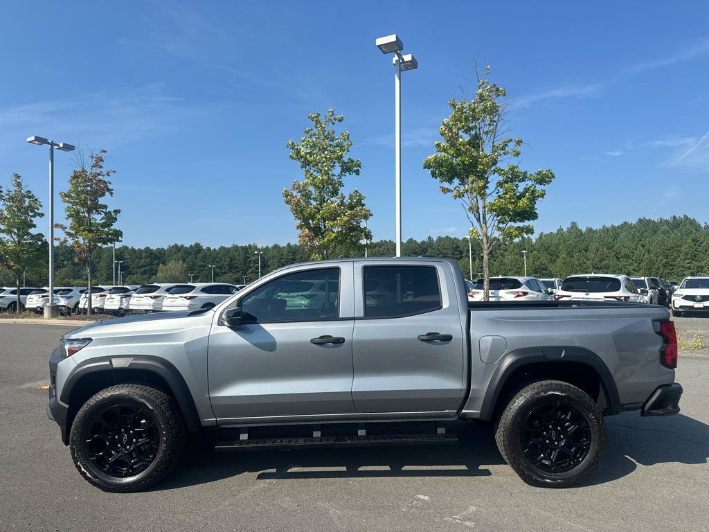 Used 2026 Chevrolet Colorado Trail Boss AWD/4WD image 4