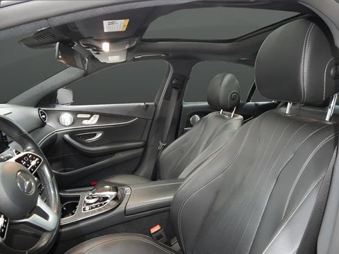 Used 2019 Mercedes-Benz E 300 4MATIC w/ Premium 1 Package image 14