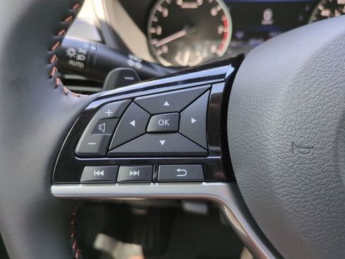 New 2025 Nissan Altima 2.5 SR image 22