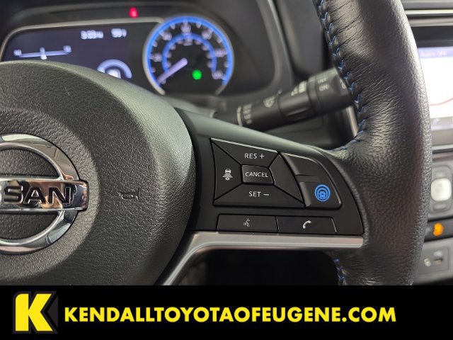 Used 2019 Nissan Leaf SV w/ SV Technology Package FWD image 13