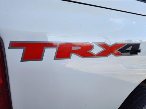 Used 2006 Dodge Ram 1500 Truck SLT w/ TRX4 Group AWD/4WD image 10