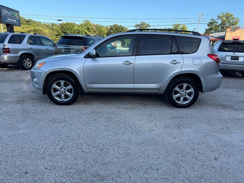 Used 2011 Toyota RAV4 Limited image 2