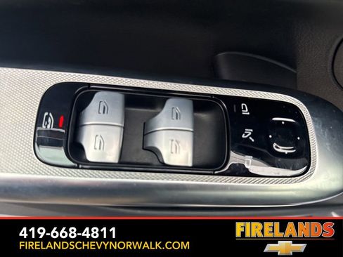 Used 2023 Mercedes-Benz GLC 300 4MATIC image 13