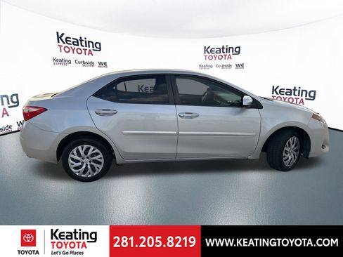 Used 2017 Toyota Corolla LE image 8