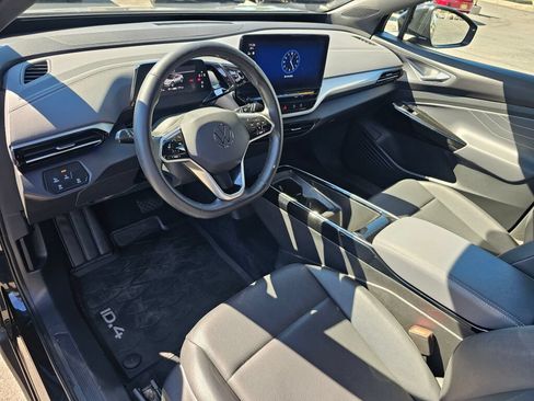 Used 2023 Volkswagen ID.4 S RWD image 2