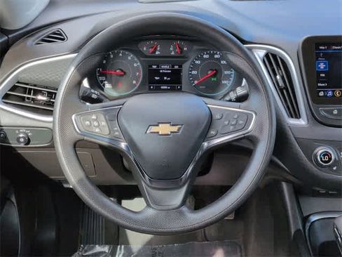Used 2023 Chevrolet Malibu LT image 23