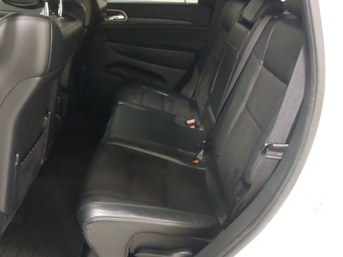 Used 2021 Jeep Grand Cherokee Laredo X AWD/4WD image 37