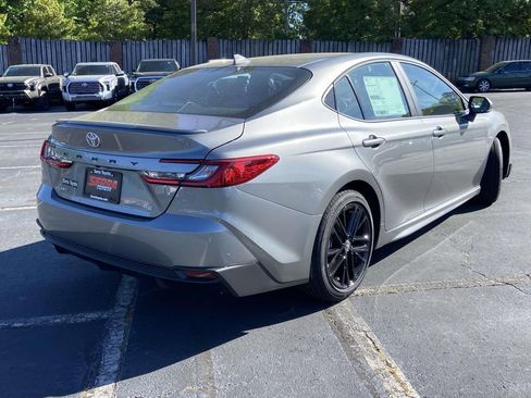 New 2026 Toyota Camry SE image 3