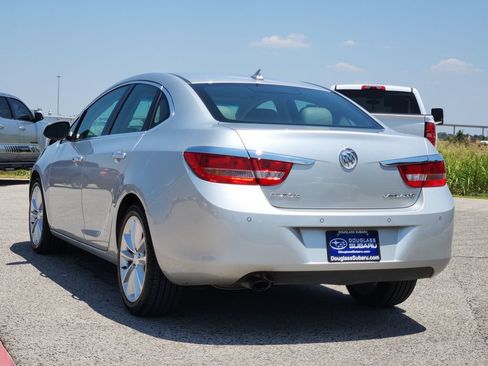 Used 2012 Buick Verano Convenience FWD image 4