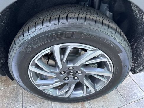 New 2026 Lincoln Corsair Premiere image 32