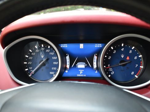 Used 2019 Maserati Ghibli GranLusso RWD image 23