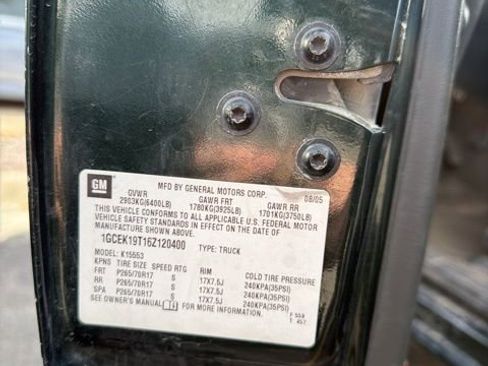 Used 2006 Chevrolet Silverado 1500 LT w/ Onstar Plus Package image 4